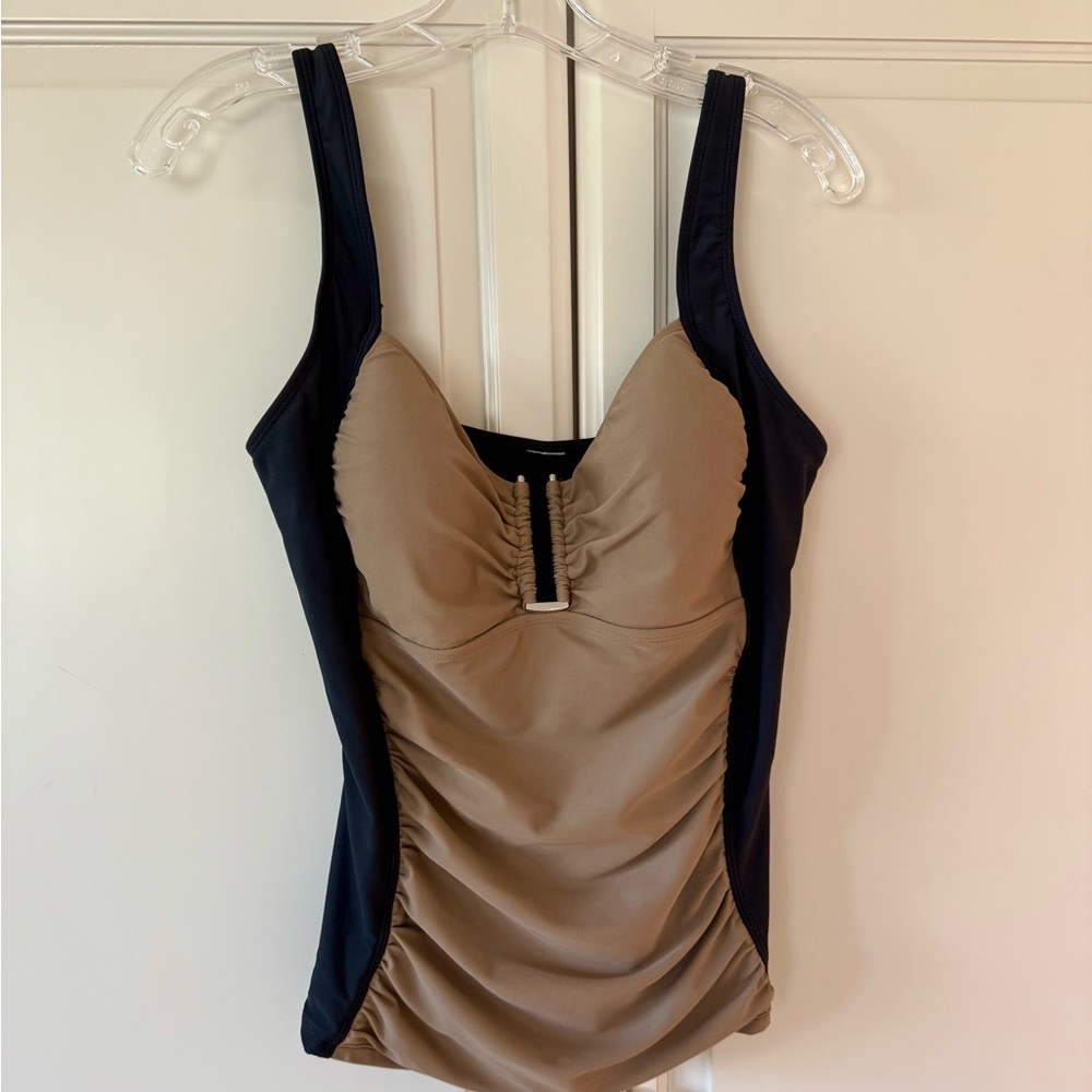 SALE. Going to donation. Tankini Top only. Ruching/adjustable straps. Size 14.